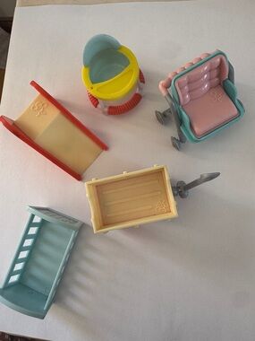 Honey Bee Acres Pastel Doll Accessories Playset - Pink, Blue, Yellow, Cream